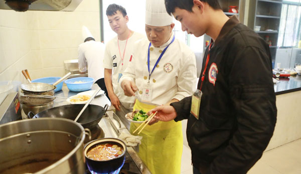 ��ʦ�ְ���ָ��